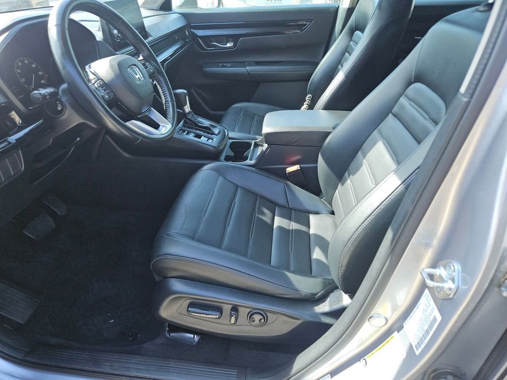 Used 2025 Honda CR-V EX-L image 11