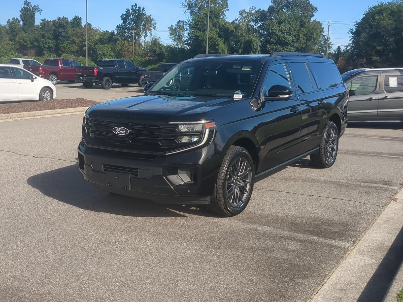 New 2027 Ford Expedition Max Platinum w/ Stealth Appearance Package AWD/4WD image 7