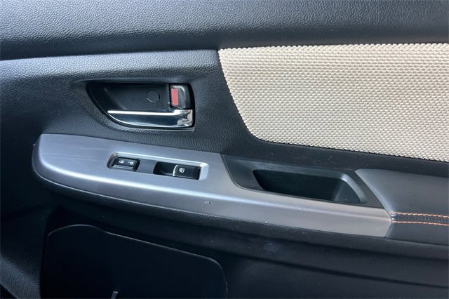 Used 2017 Subaru Crosstrek 2.0i Premium image 19