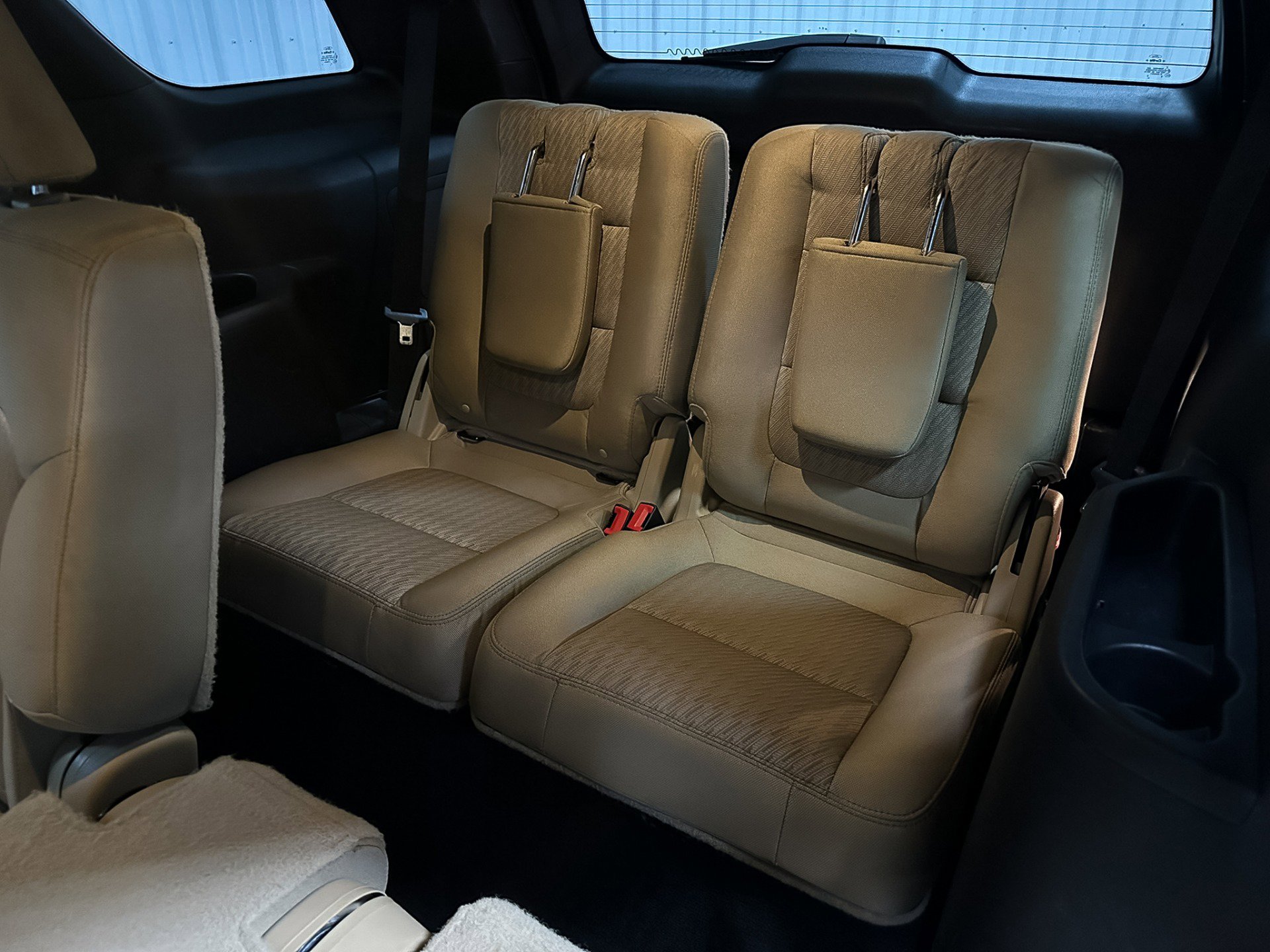 Used 2017 Ford Explorer XLT image 36