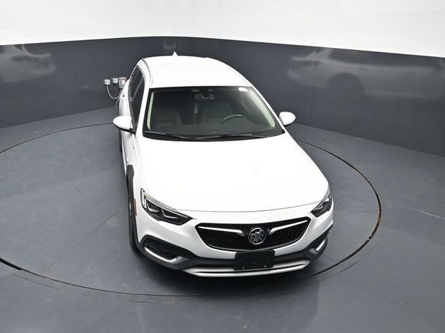 Used 2018 Buick Regal Essence w/ Driver Confidence Package #1 AWD/4WD image 29