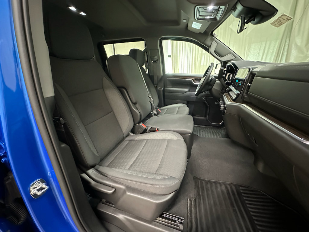 Used 2026 Chevrolet Silverado 1500 LT AWD/4WD image 15