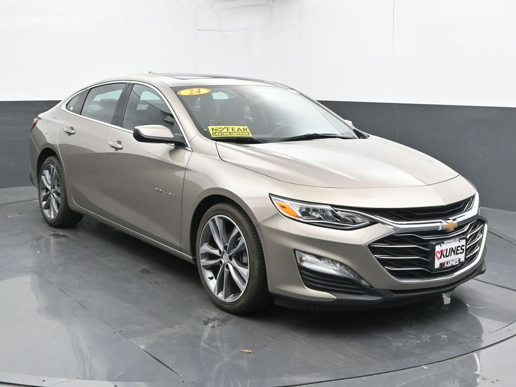 Used 2024 Chevrolet Malibu LT image 3