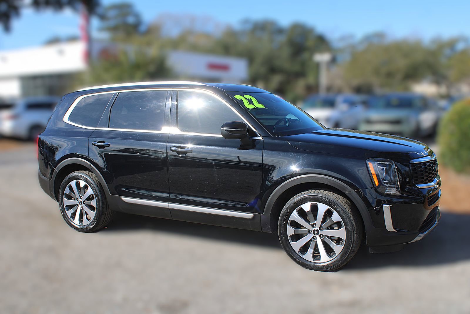 Certified 2022 Kia Telluride S image 4