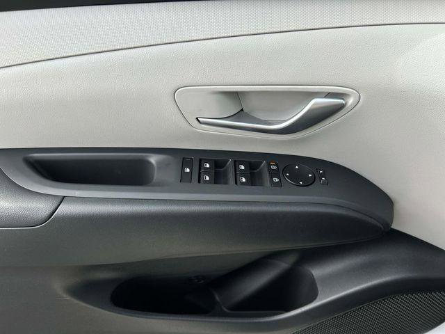 New 2026 Hyundai Tucson SEL image 9