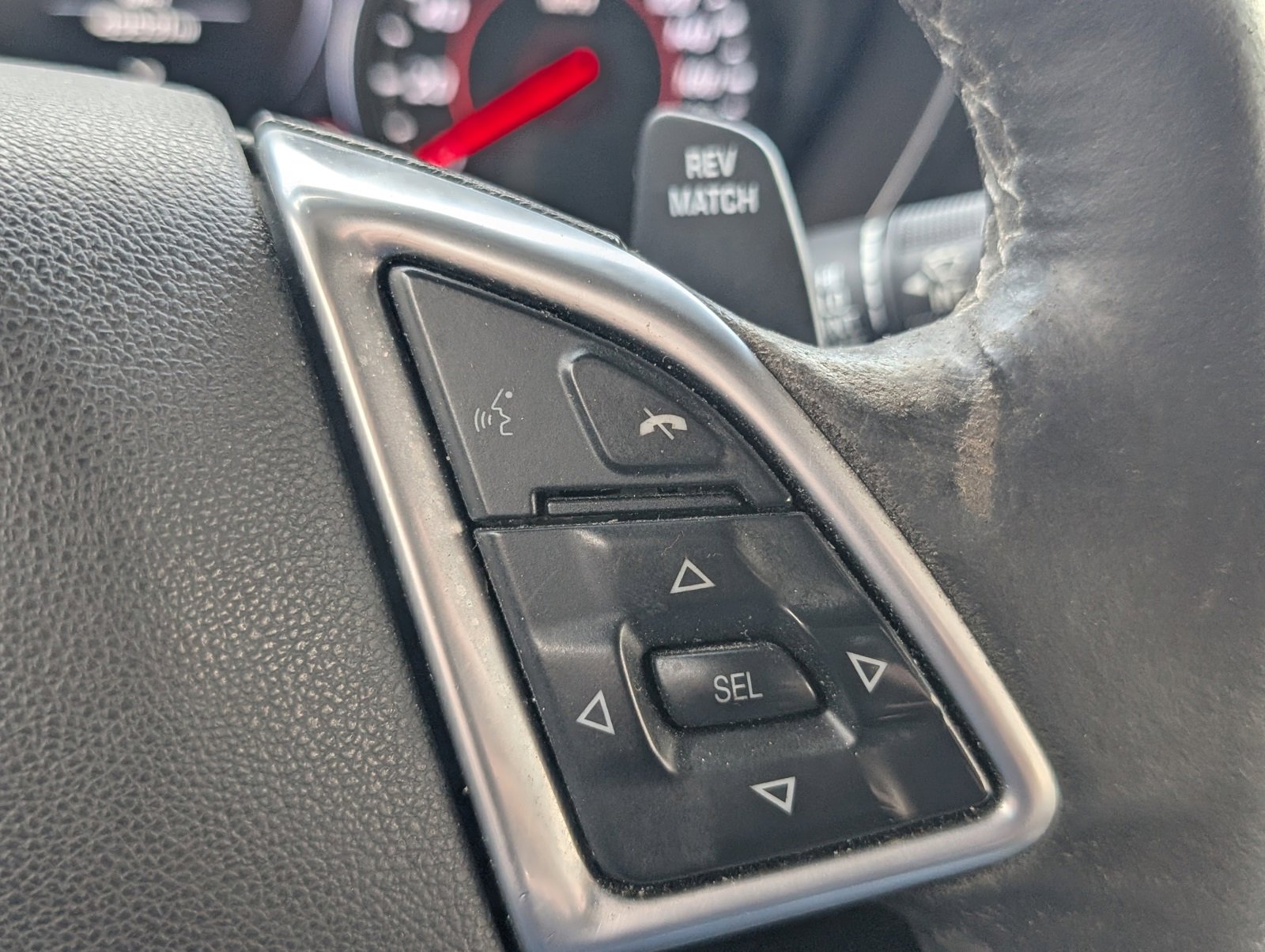 Used 2019 Chevrolet Camaro SS image 13