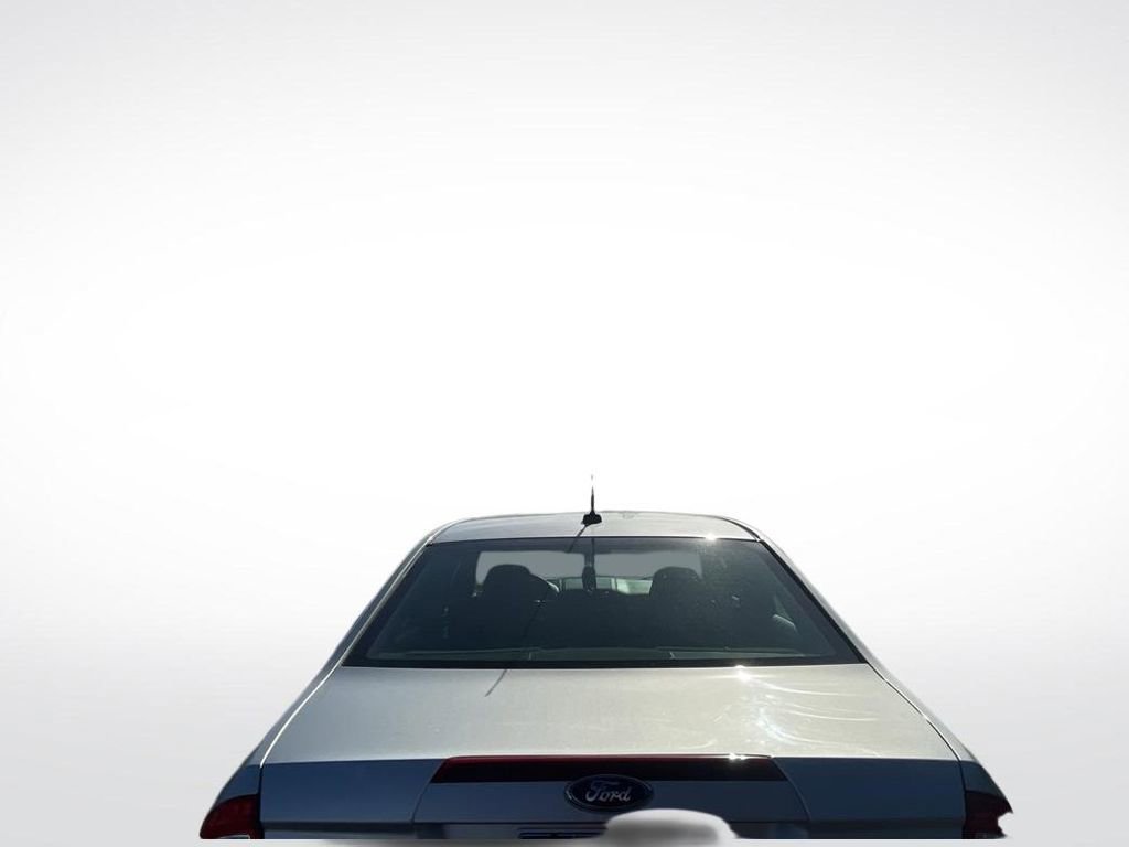 Used 2010 Ford Fusion SE FWD image 4