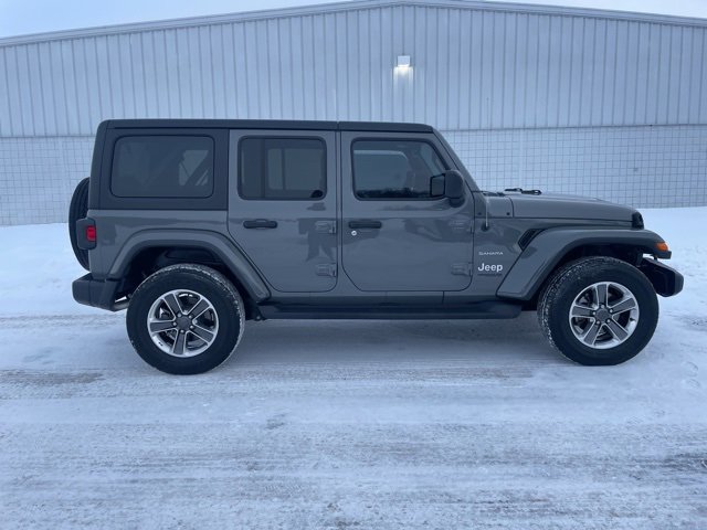 Used 2022 Jeep Wrangler Unlimited Sahara image 16