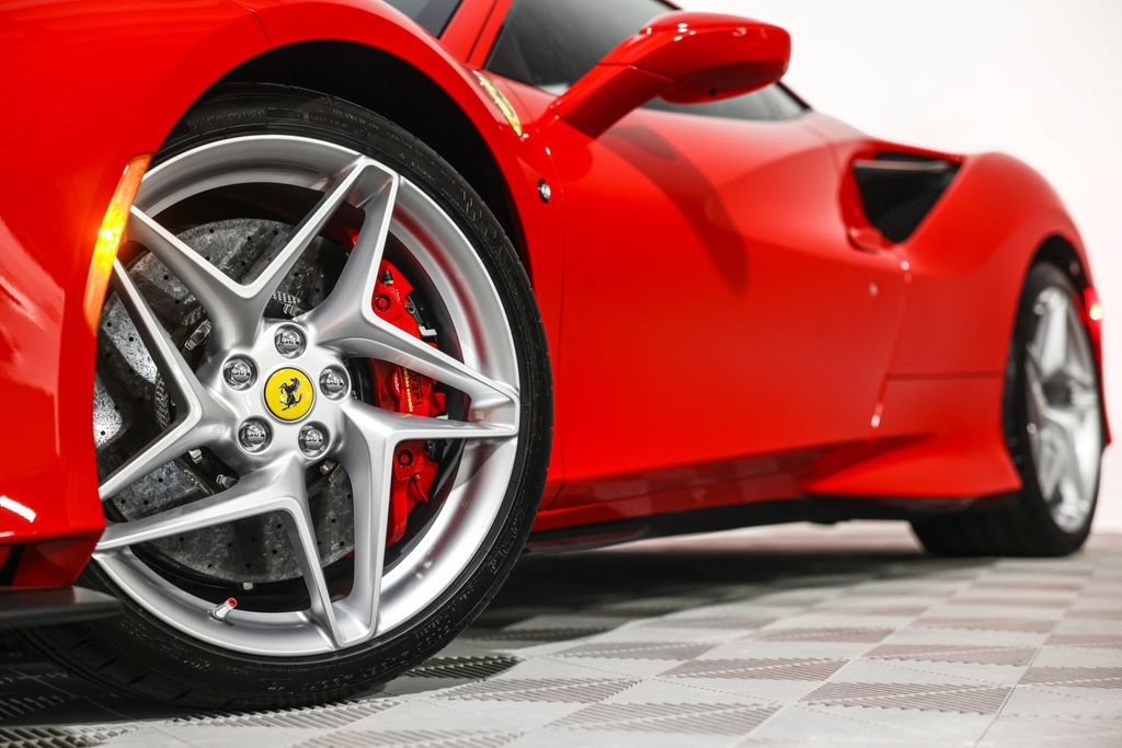 Used 2020 Ferrari F8 Tributo RWD image 12