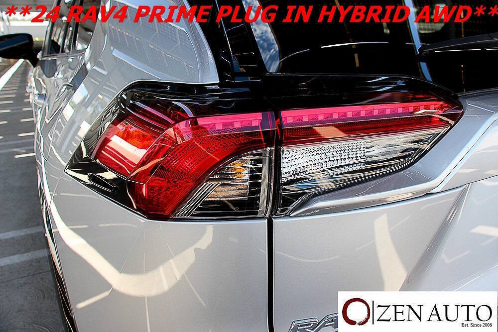 Used 2024 Toyota RAV4 SE w/ Weather & Moonroof Package AWD/4WD image 45
