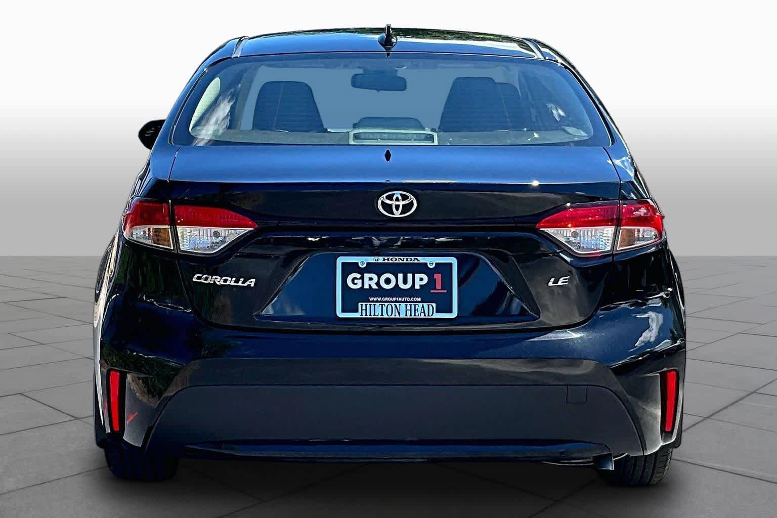 Used 2021 Toyota Corolla LE w/ Carpet Mat Package (TMS) FWD image 5