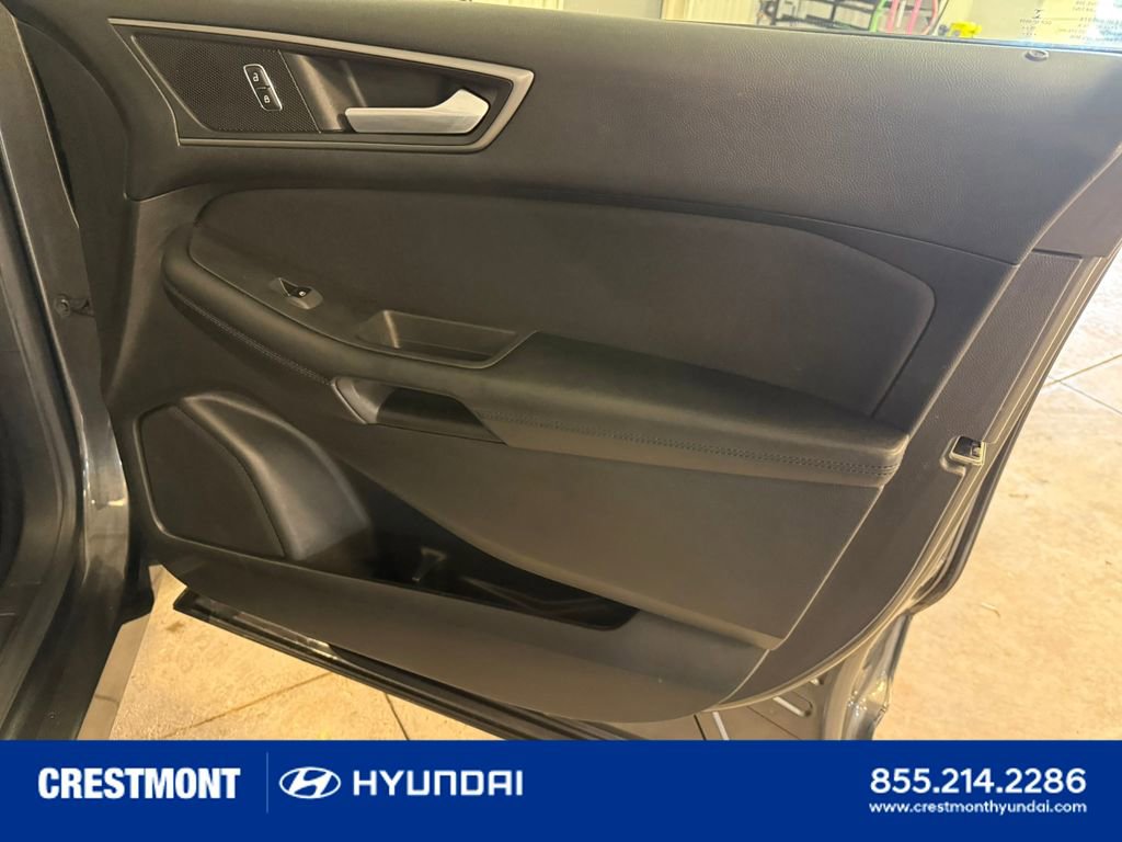 Used 2015 Ford Edge SE FWD image 31