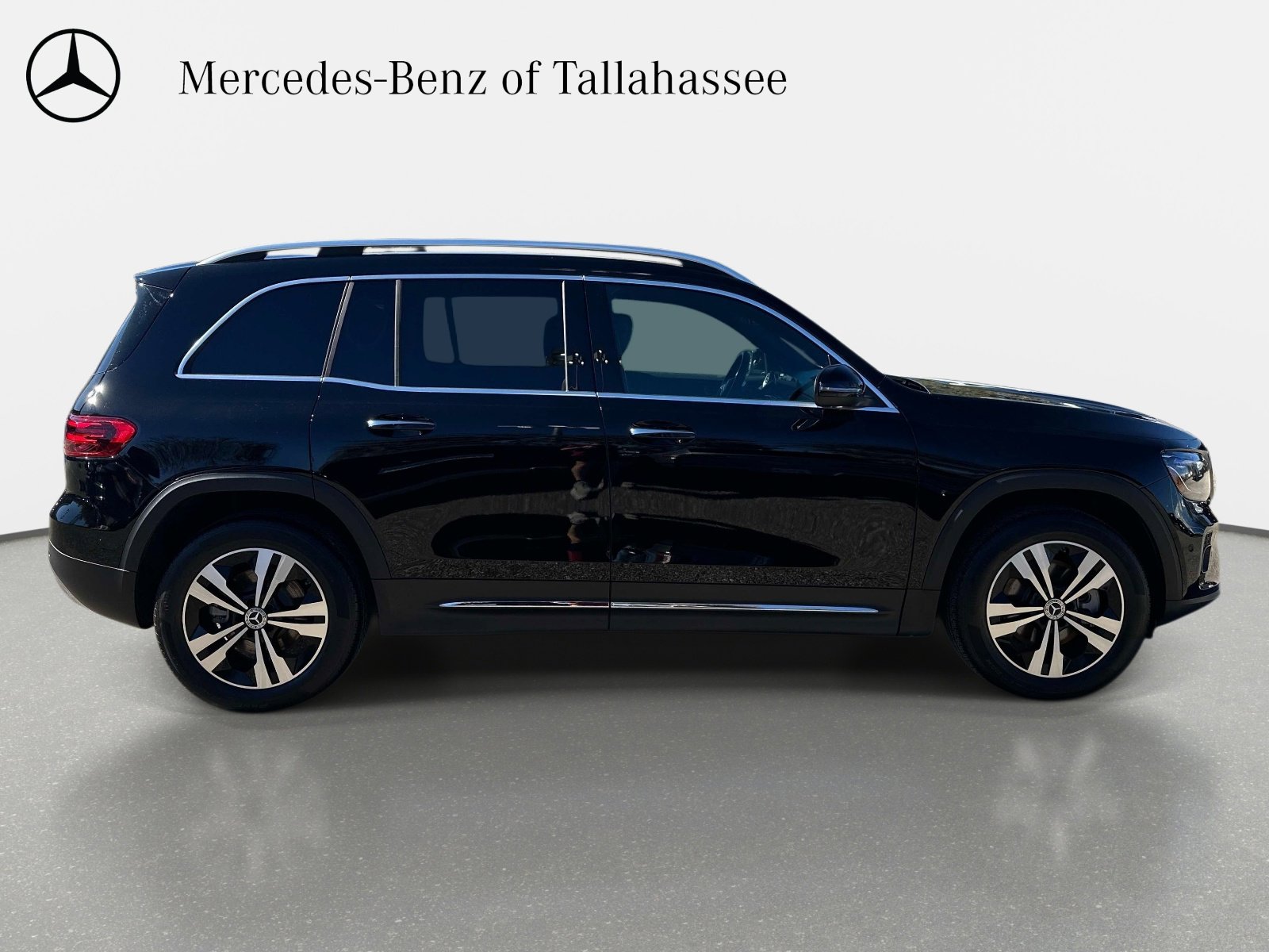 Certified 2025 Mercedes-Benz GLB 250 image 6