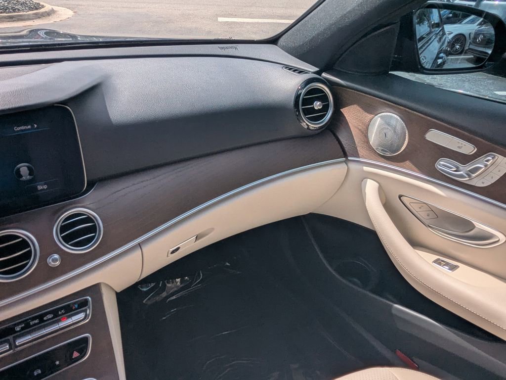 Certified 2022 Mercedes-Benz E 350 Sedan image 4