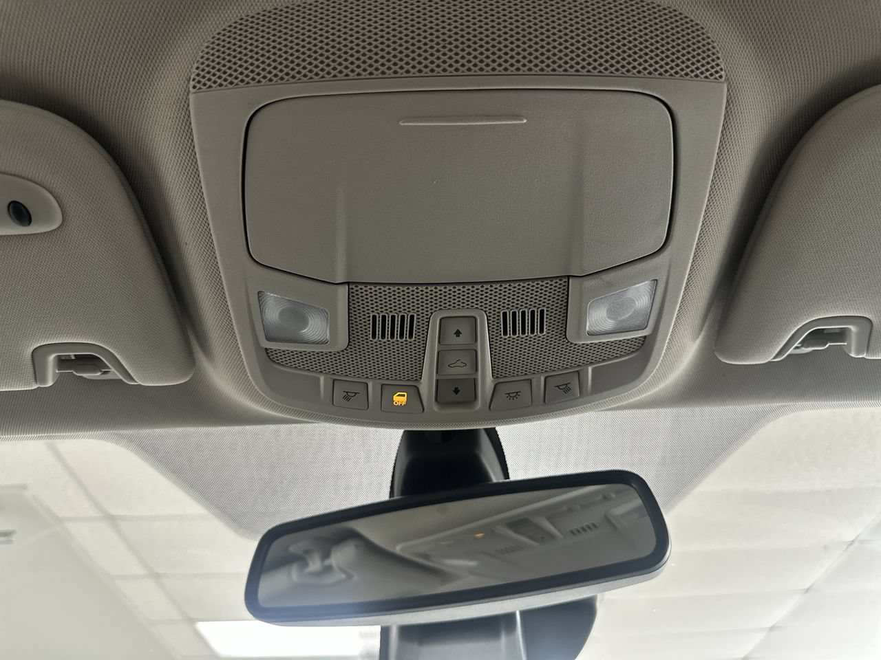 Used 2016 Ford Fusion SE w/ Equipment Group 202A FWD image 45
