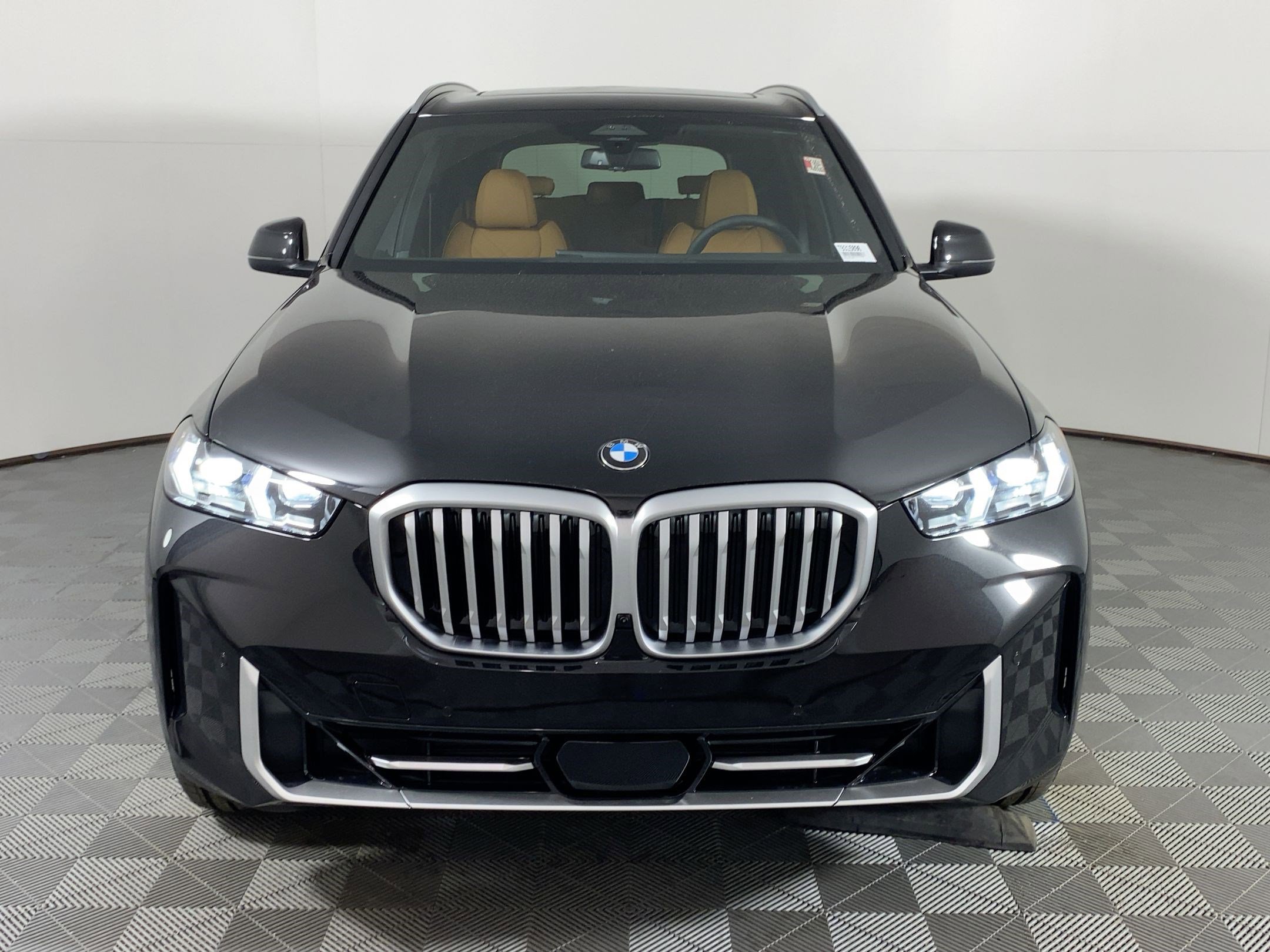 New 2026 BMW X5 sDrive40i w/ Premium Package image 5