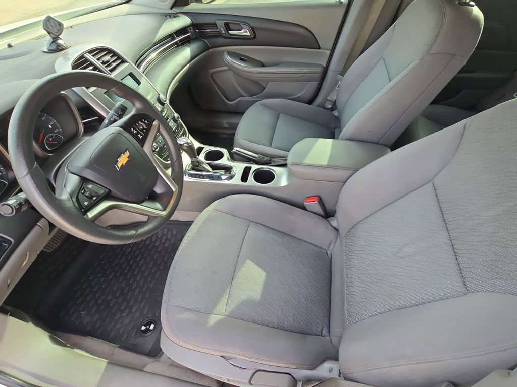 Used 2015 Chevrolet Malibu LS FWD image 16