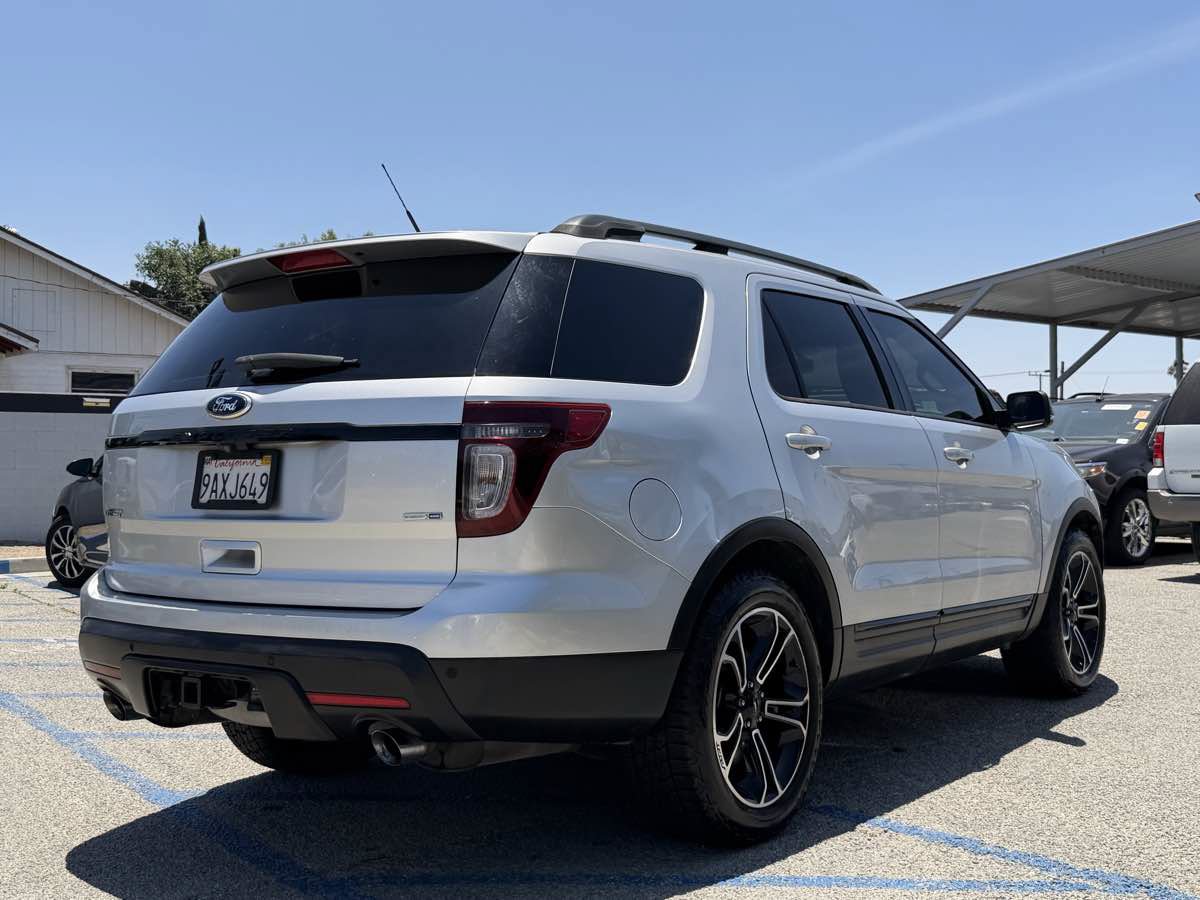 Used 2015 Ford Explorer Sport w/ Equipment Group 401A AWD/4WD image 35