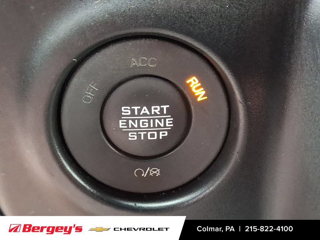 Used 2023 Jeep Gladiator Mojave w/ Cold Weather Group AWD/4WD image 29