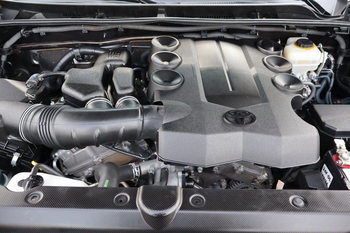 Used 2012 Toyota 4Runner Limited image 40