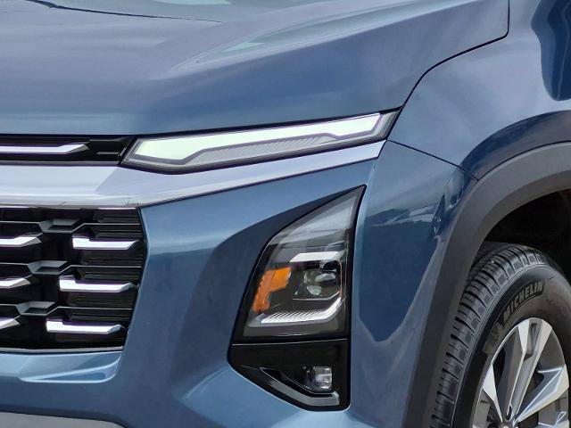 Used 2025 Chevrolet Equinox LT w/ Safety and Technology Package AWD/4WD image 11