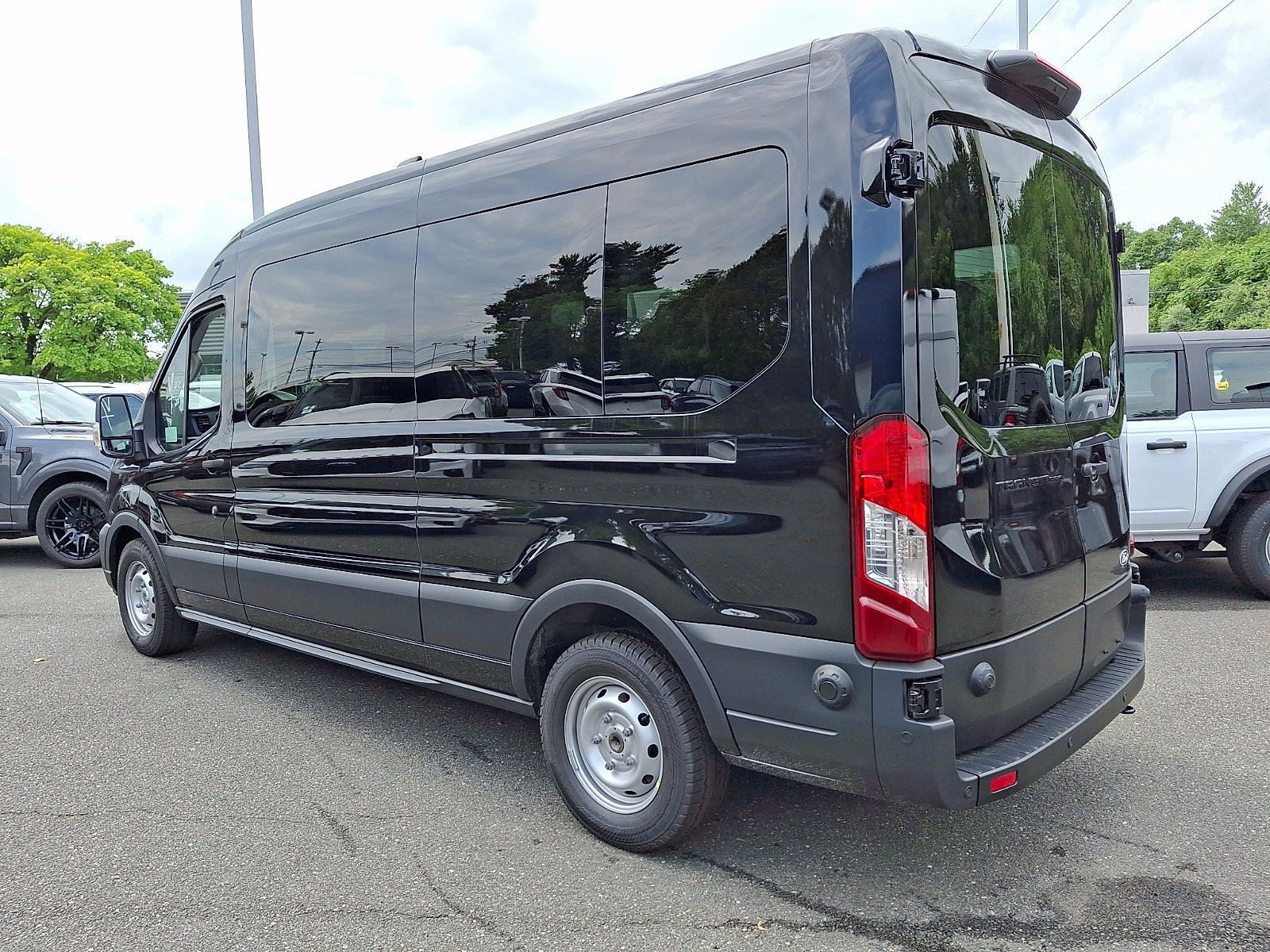 New 2026 Ford Transit 350 XL RWD image 3