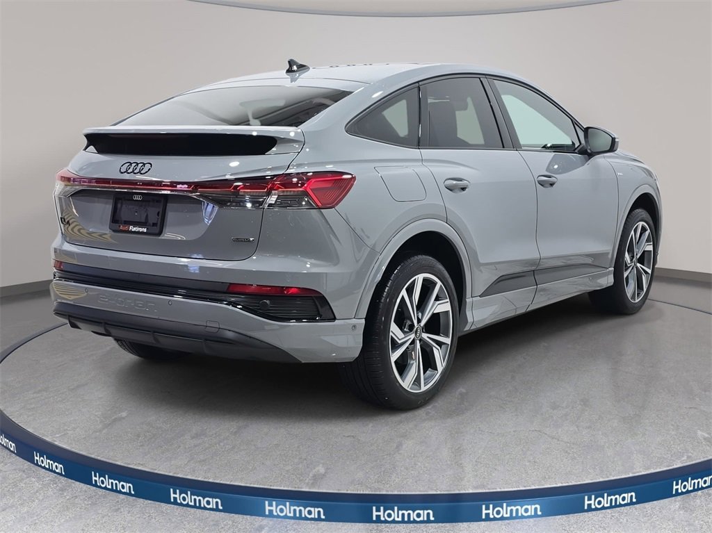 Used 2024 Audi Q4 e-tron Premium Plus image 6