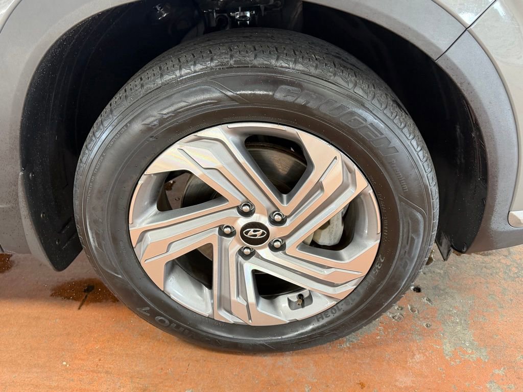 Certified 2023 Hyundai Santa Fe SEL FWD image 8