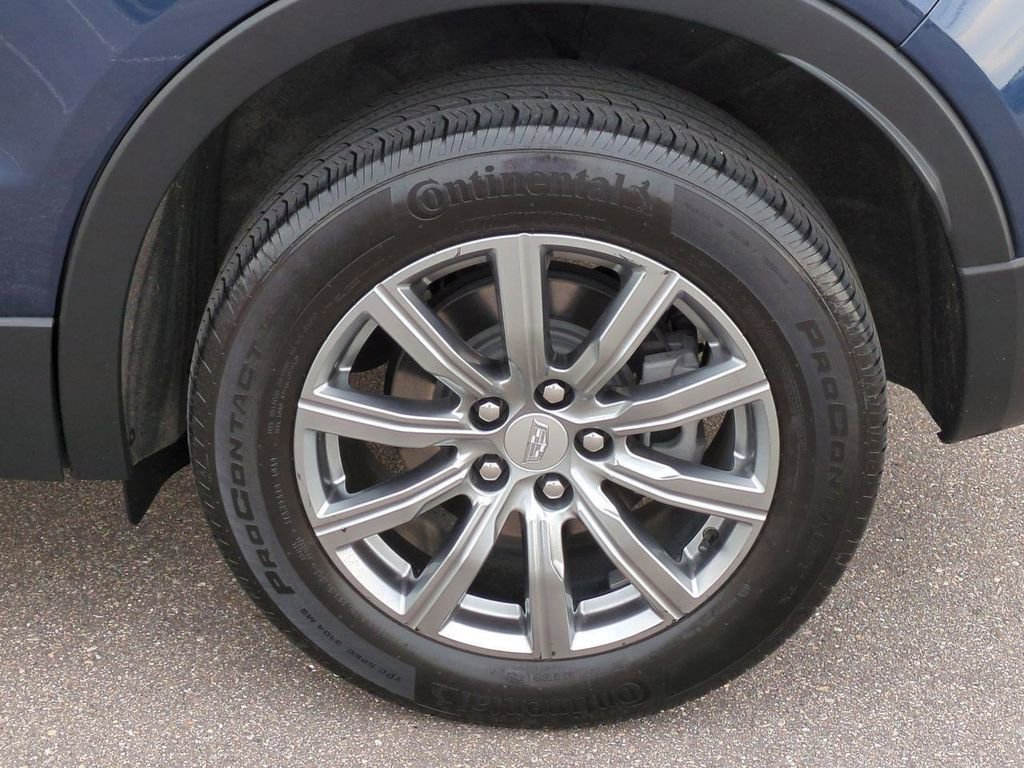 Used 2021 Cadillac XT4 Premium Luxury w/ Technology Package image 16