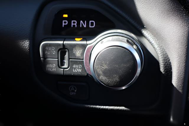 New 2026 RAM 1500 4x4 Crew Cab image 21