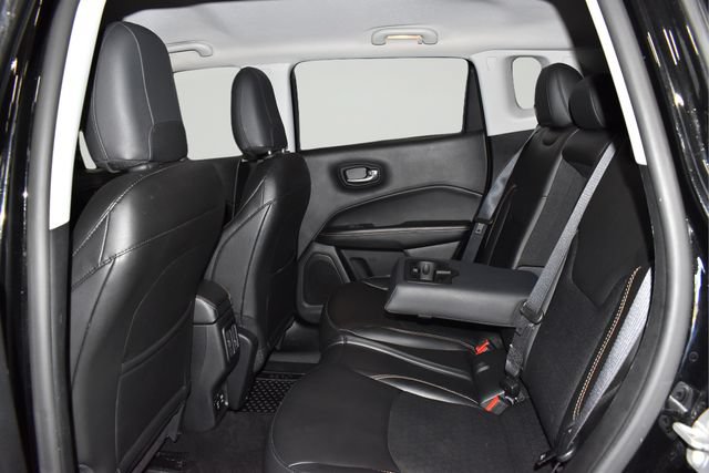 Used 2019 Jeep Compass Latitude w/ Cold Weather Group AWD/4WD image 23