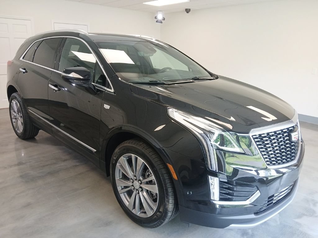 Certified 2025 Cadillac XT5 Premium Luxury w/ Technology Package