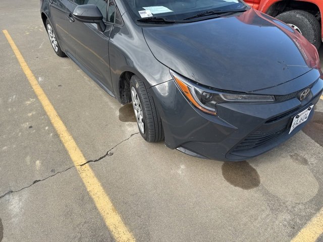 Used 2023 Toyota Corolla LE image 3