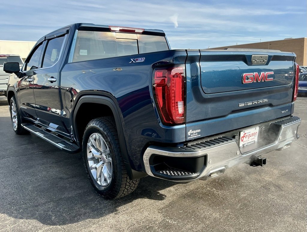 Used 2022 GMC Sierra 1500 SLT image 13