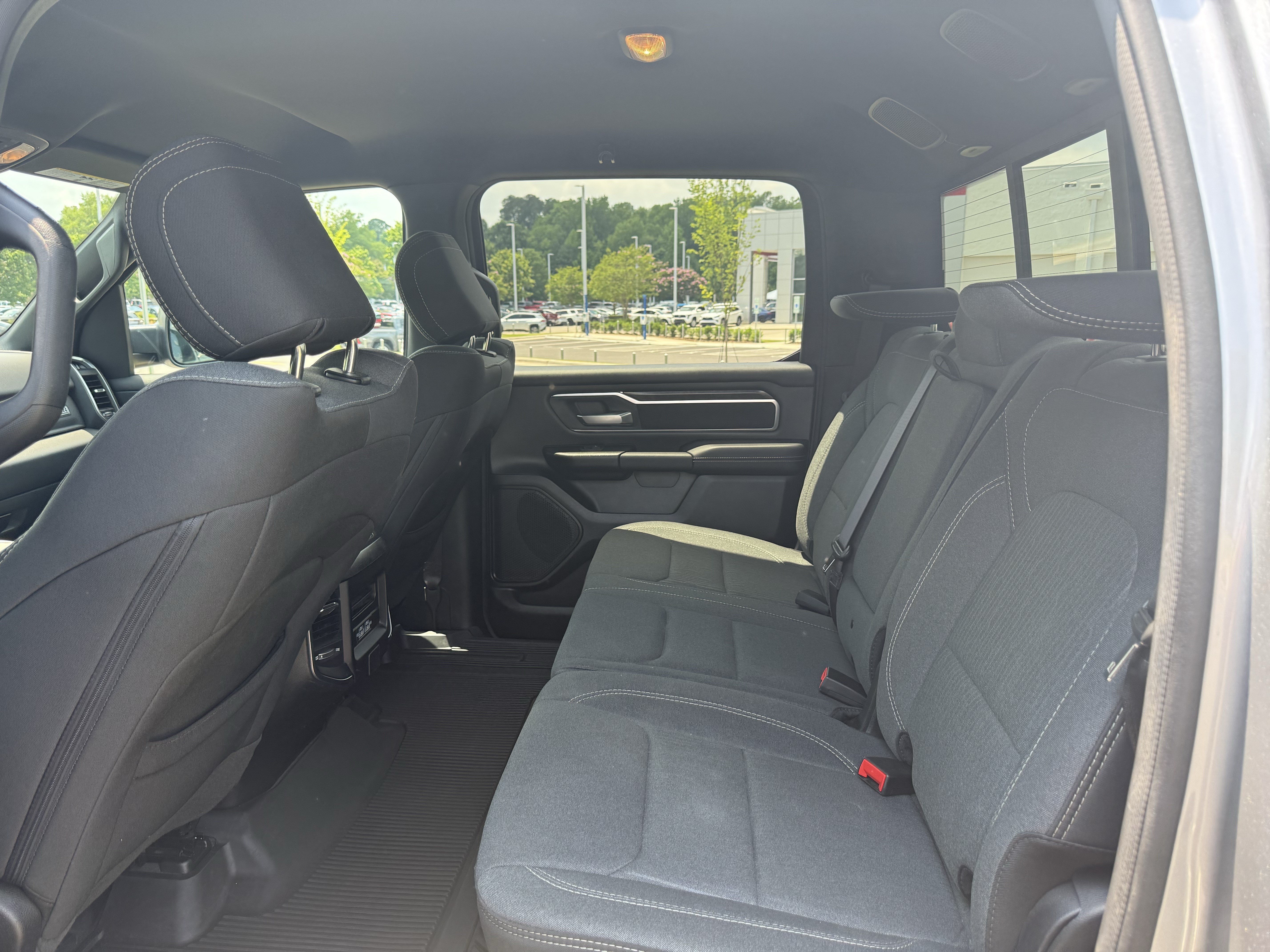 Used 2024 RAM 1500 Big Horn AWD/4WD image 30