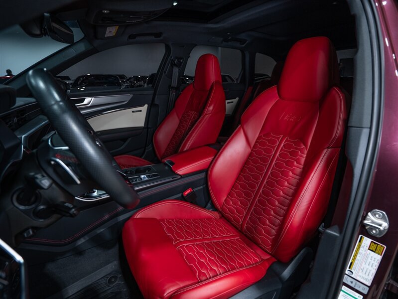 Used 2022 Audi RS 6 AWD/4WD image 19