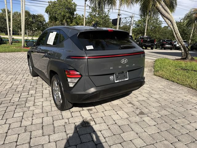 Used 2024 Hyundai Kona SE FWD image 35