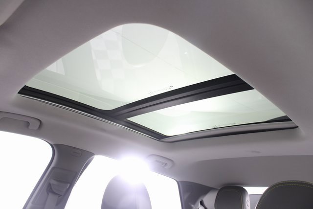 Used 2023 Chevrolet Bolt EUV Premier w/ Sun & Sound Package image 10