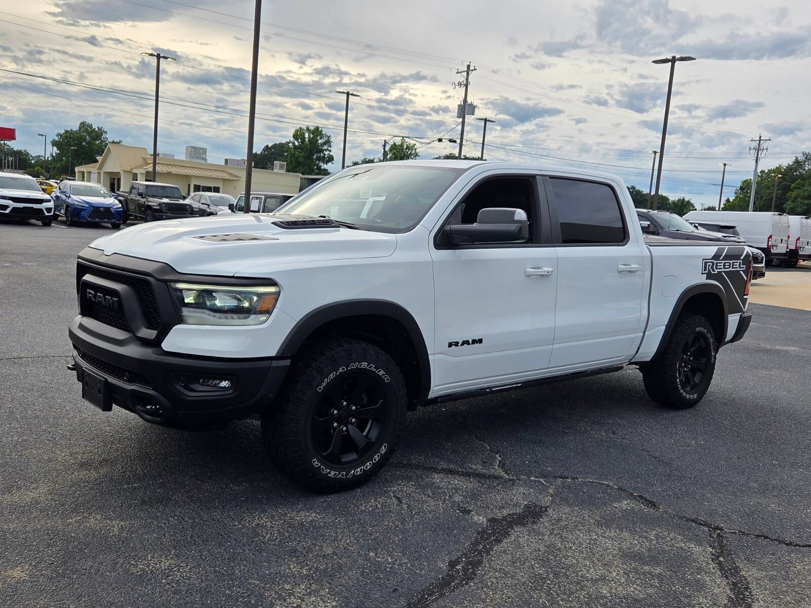 Used 2022 RAM 1500 Rebel w/ Rebel Level 2 Equipment Group AWD/4WD image 3
