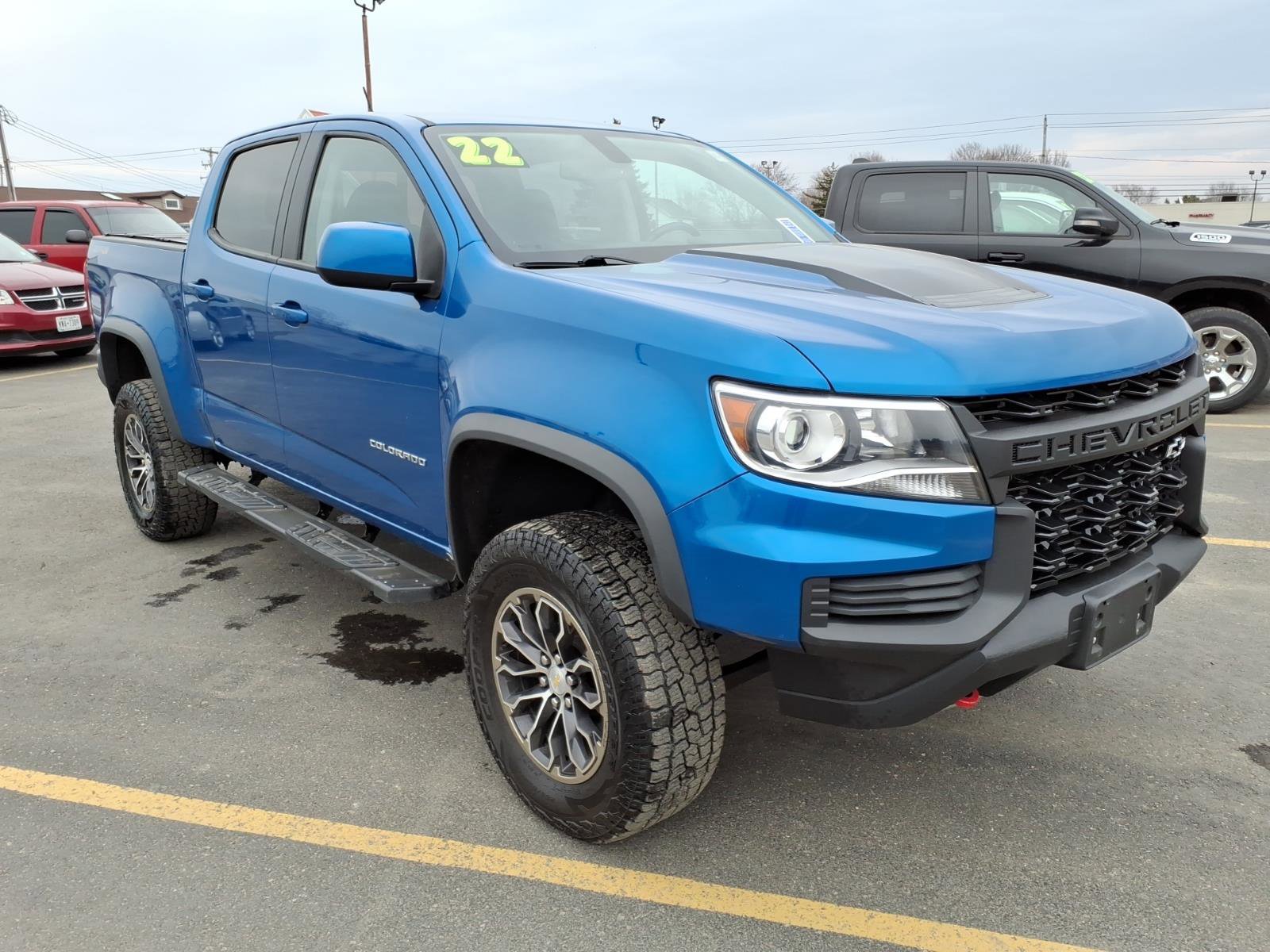 Used 2022 Chevrolet Colorado ZR2 AWD/4WD image 3