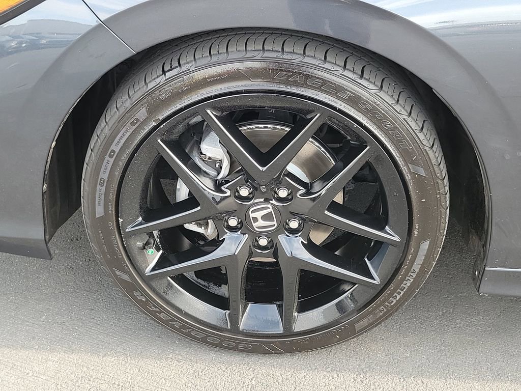 Used 2025 Honda Civic Sport image 25