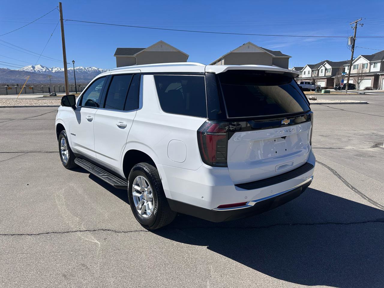 Used 2025 Chevrolet Tahoe LT image 13
