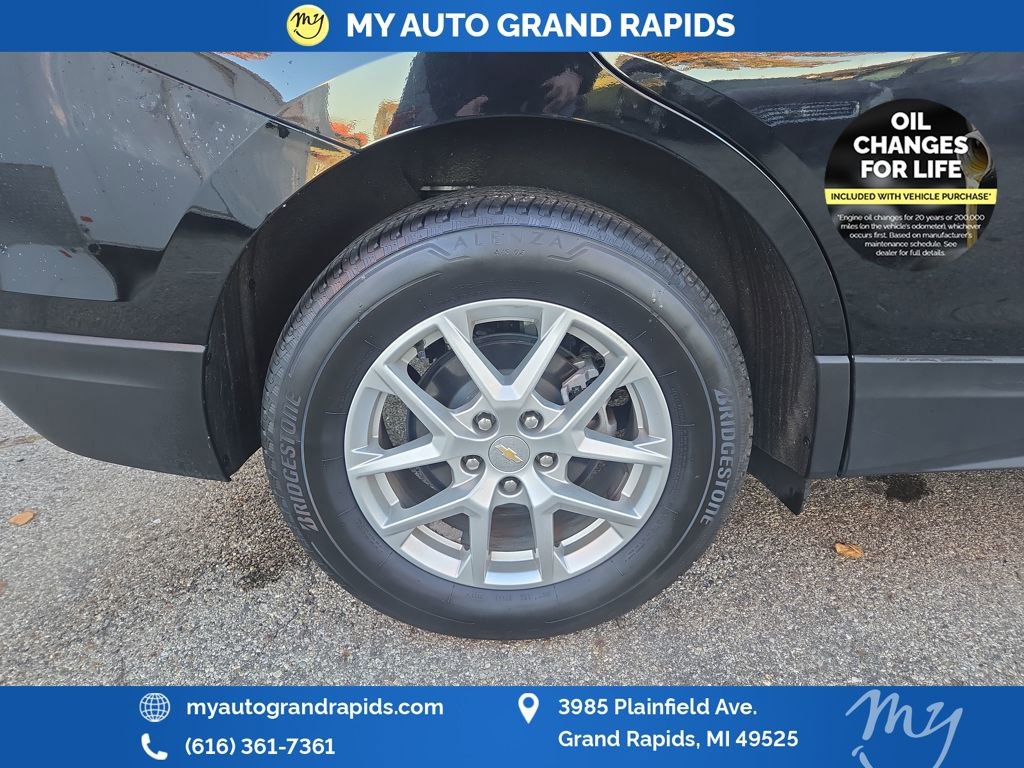 Used 2023 Chevrolet Equinox LT image 32