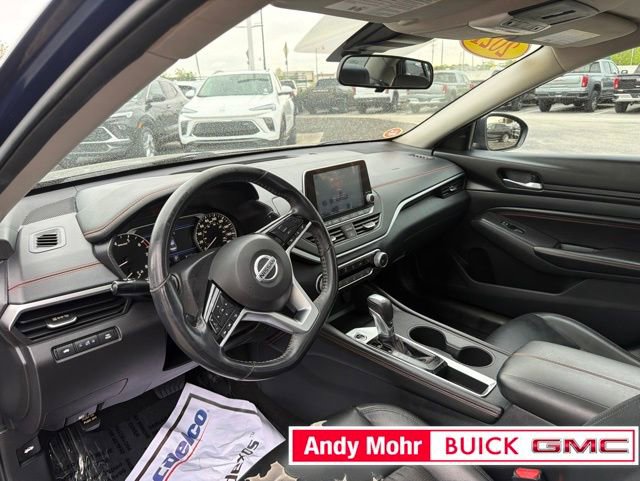 Used 2021 Nissan Altima 2.0 SR FWD image 14