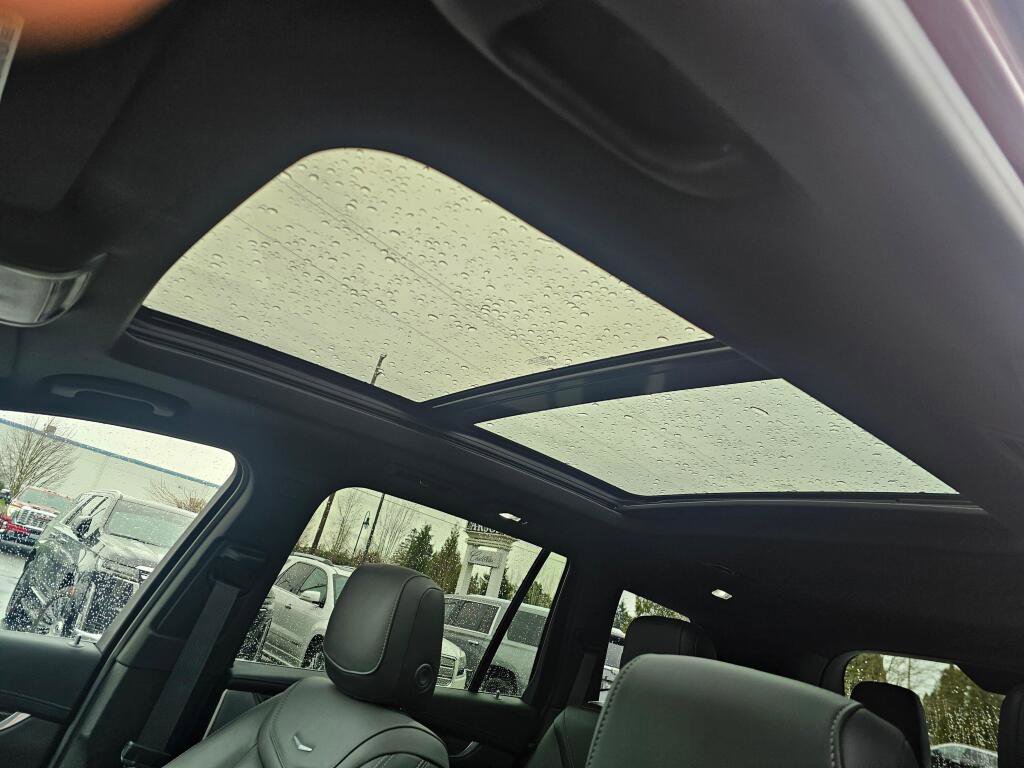 Certified 2024 Cadillac XT6 Sport w/ Technology Package image 27