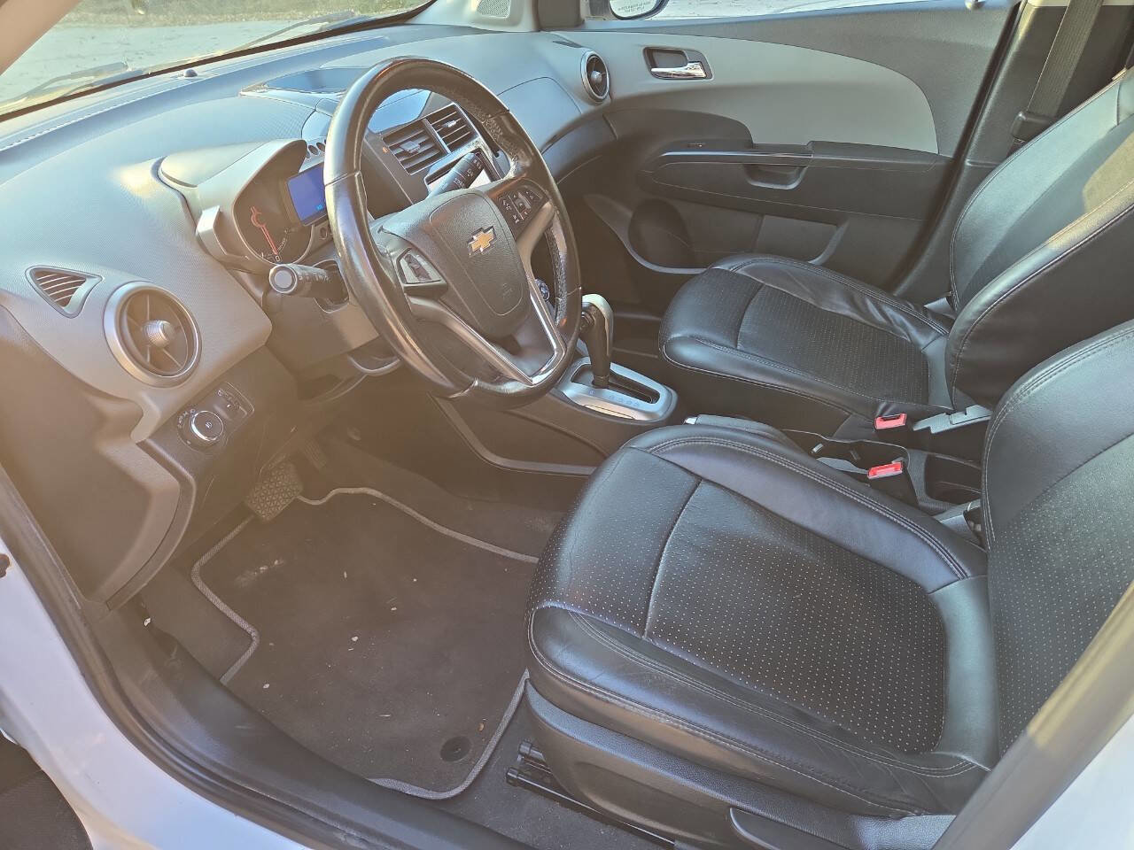 Used 2014 Chevrolet Sonic LTZ image 11