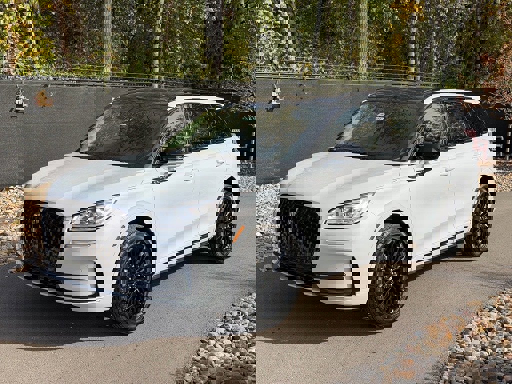 New 2026 Lincoln Corsair Reserve w/ Jet Appearance Package