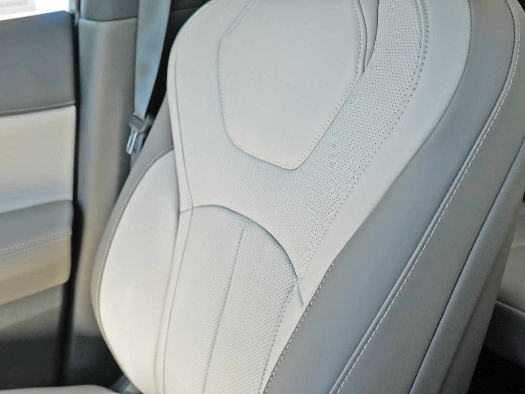 New 2026 INFINITI QX60 Luxe w/ Cargo Package image 31