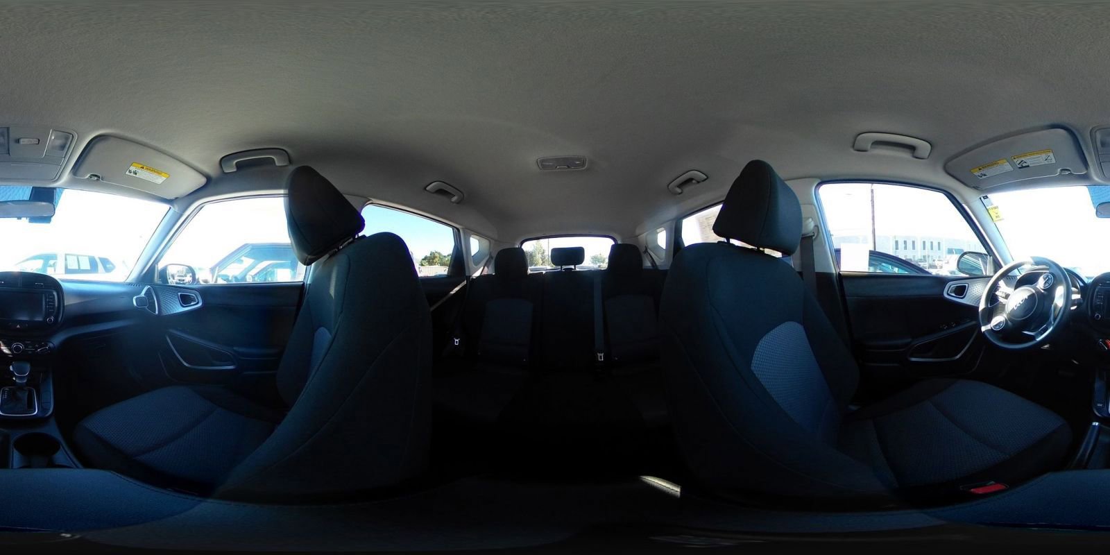 Used 2025 Kia Soul LX w/ LX Technology Package image 40