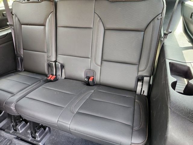 Used 2021 Chevrolet Suburban High Country w/ Premium Package image 31